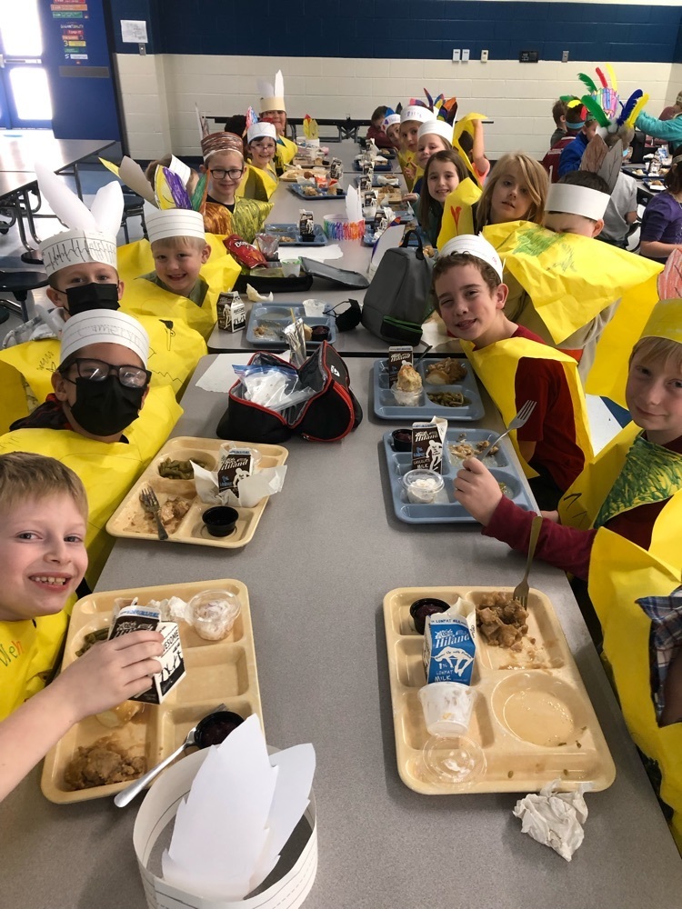 Students dressed up for thanksgiving lunch