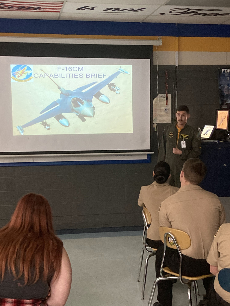 an airforce captain sharing with students